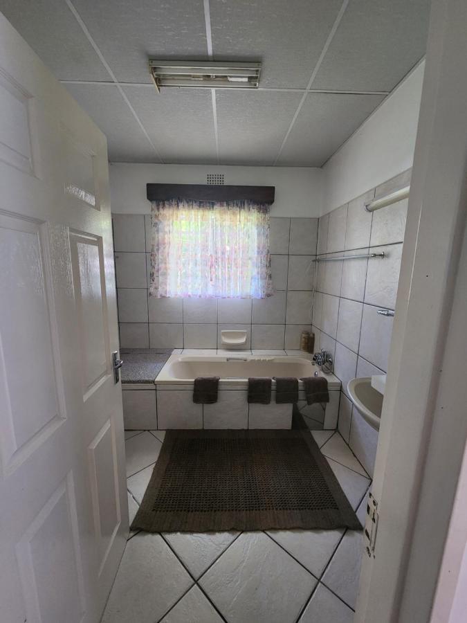 De Jagter'S Nest Villa Otavi Екстериор снимка